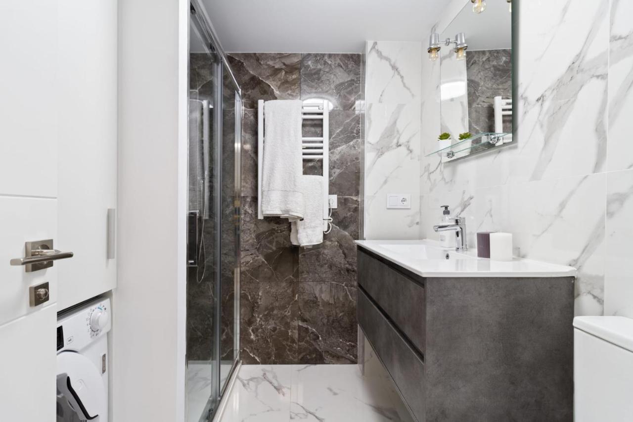 Cozy Beach Apartment Marbella Esterno foto