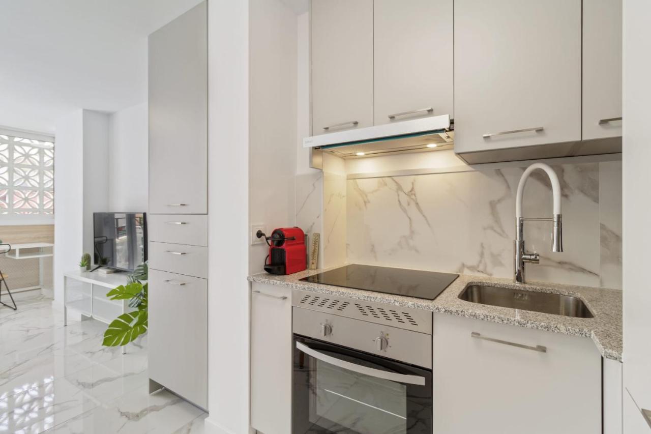 Cozy Beach Apartment Marbella Esterno foto